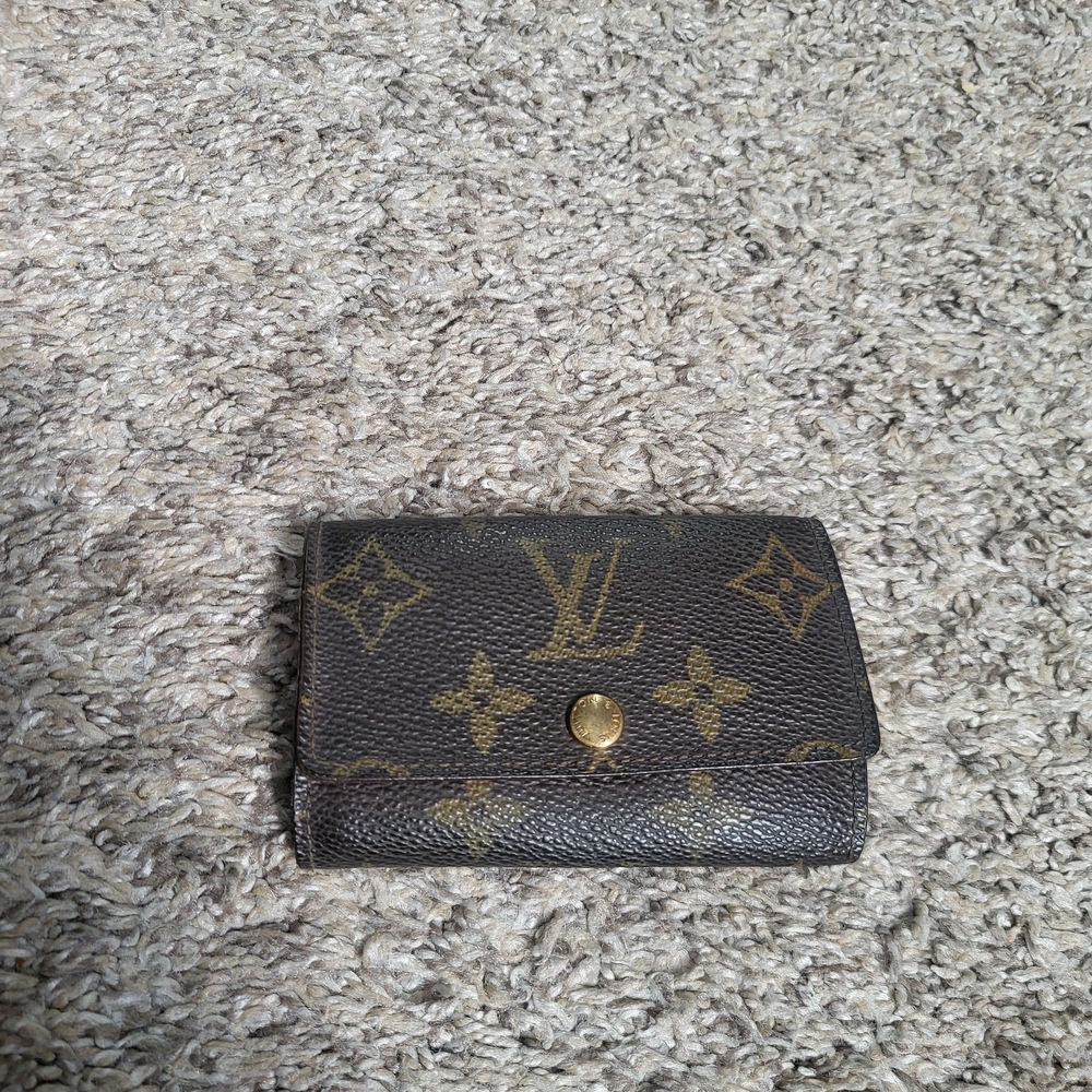PROJECT PIECE !!!! Louis Vuitton MonogramVintage  Key 6 Holder